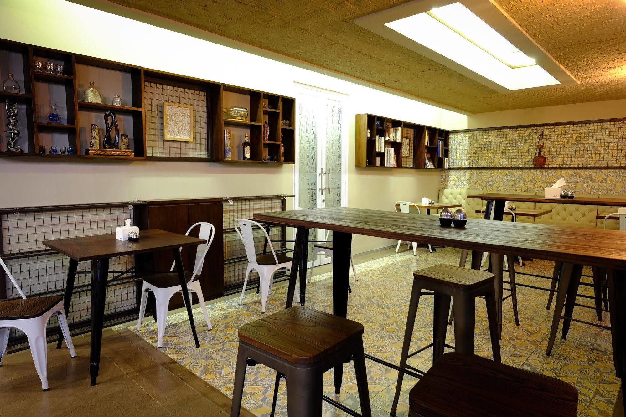 בנדונג Tibera Hotel Ciumbuleuit מראה חיצוני תמונה